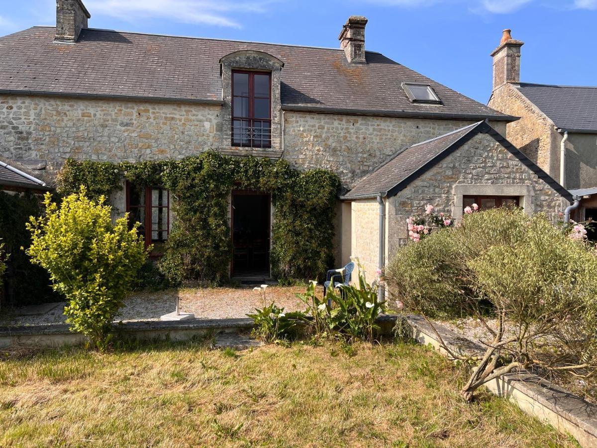 Gites Les Coquelicots Longueville  エクステリア 写真